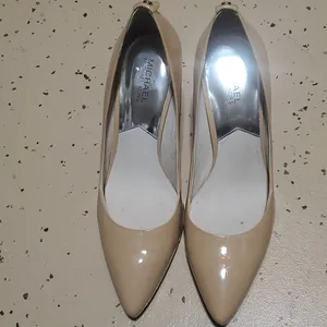 MICHAEL by MICHAEL KORS Nude Heels Size 10M thumbnail 2