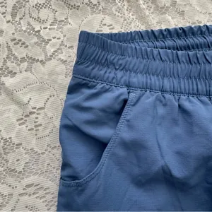 Columbia Sportswear Shorts Women’s Nylon Pockets Elastic Waist Gorpcore Sz M thumbnail 3