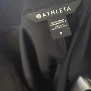 Athleta Black Pants‎ Size 0 thumbnail 6