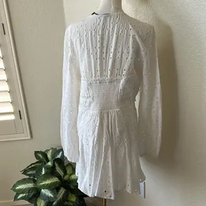 Gianni Bini Katrina Eyelet V-Neck Long Sleeve, White, Size Medium, NWT thumbnail 7