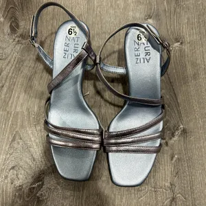 Naturalizer Galaxy Blue Silver Women's Strappy Heels Size 6.5 thumbnail 2