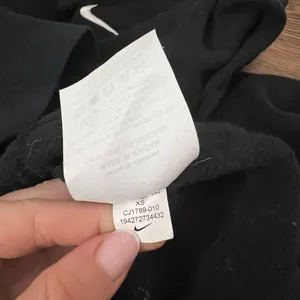 Nike Black Team Club Pullover Hoodie Sweatshirt Size XS thumbnail 4