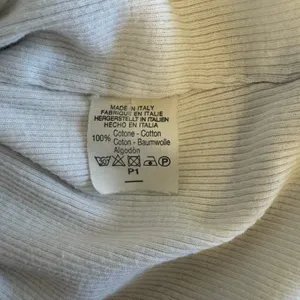 Brandy Melville White Ribbed Contrast Stitch Long Sleeve Top One Size thumbnail 4