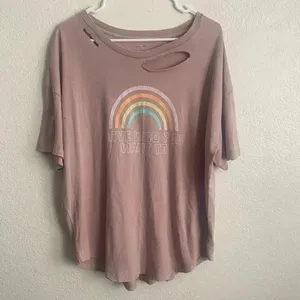 🆕NWOT Aerie Distressed Vintage Rainbow Print Oversize Tee L🆕 thumbnail 2