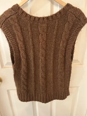 American Eagle Sweater Vest thumbnail 2