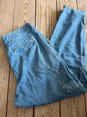 Levi's Light Wash Denim Cargo Pants Size 30 thumbnail 4
