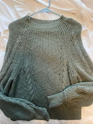 American Eagle Outfitters Knit Swater thumbnail 1