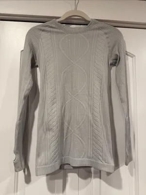 lululemon athletica rest less Light Gray Cable Knit‎ Pullover thumbnail 2