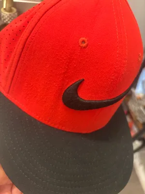 Nike Unisex Baseball Cap thumbnail 1
