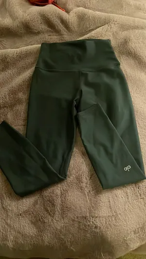 Alo Slate Airlift Leggings (7/8) thumbnail 3