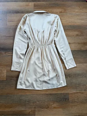 Abercrombie & Fitch Cream Wrap-Style Mini Dress Size XXS thumbnail 2