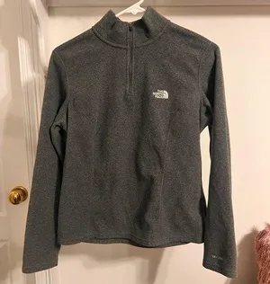 The North Face Quarter Zip Gray Pullover thumbnail 1