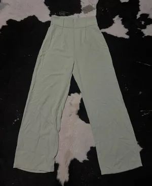 Amazon Slacks thumbnail 1