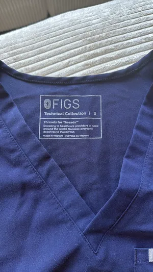 FIGS Navy Scrub Set thumbnail 4