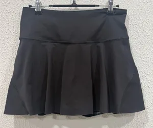 Athleta Ace Tennis 13.5" Skort Women's S Black Athletic Bottom thumbnail 1