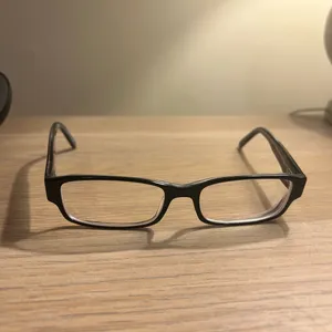 Ray-Ban Black Glasses frames and black Ray Ban Case thumbnail 3