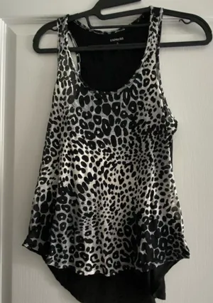 Express Monochrome Leopard Print Women’s Top Tank Sz S thumbnail 1