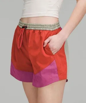 Lululemon evergreen high rise short size 8 thumbnail 1
