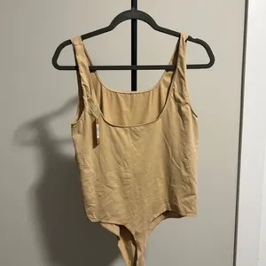 Skims Fits Everybody Square Neck Bodysuit thumbnail 4