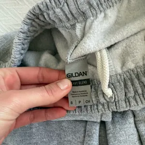 Gildan Gray Sweatpants thumbnail 2