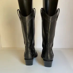 ZARA Women’s Black Western Cowboy Boots Size 37 US 6.5 Silver Metal Toe Y2K thumbnail 4