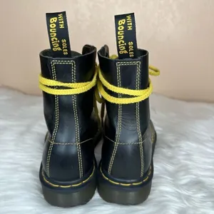 Dr. Martens 1460 Pascal Atlas Leather Lace Up Boots Size 6 thumbnail 4