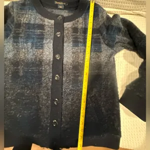 Pendleton Women’s small Plaid Wool Cardigan 45%wool thumbnail 4