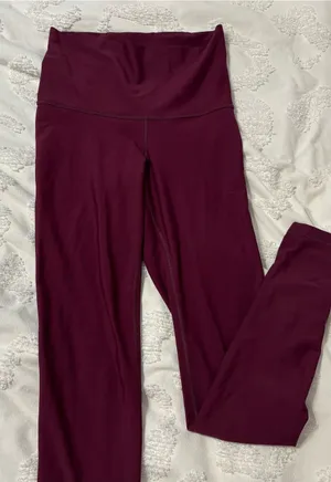 Old Navy High-Waist Burgundy Leggings thumbnail 1