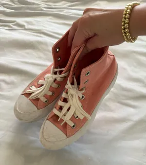 Pink Converse Sneakers High-Top thumbnail 1