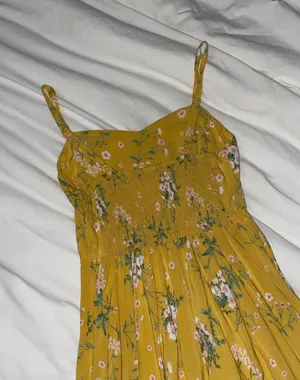 Old Navy Yellow Floral Dress thumbnail 2