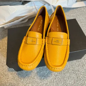 coach loafers nwt thumbnail 2