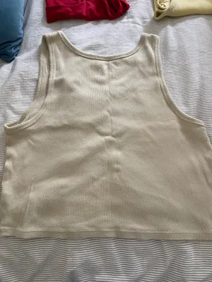 Aerie Tank thumbnail 3