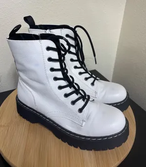 Sincerely Jules Combat Moto Boots 7.5 Harley White Black Lace Up Lug Sole thumbnail 1