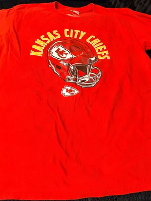 NFL Kansas City Chiefs Red Helmet Graphic Tee thumbnail 1