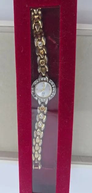 Elizabeth Taylor Wrist Watch Womens Two-Tone Rhinestone Bezel Analog Quartz* thumbnail 1