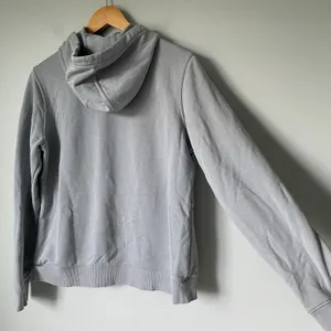 Merrell 'Hike On Since 1981' Hoodie Sweatshirt Gorpcore Blue Women's Size Medium thumbnail 6