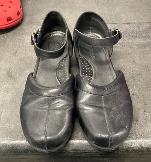Skechers work shoes Mary Janes black 8.5 thumbnail 1