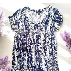 Simply Vera Vera Wang Blue and White Short Sleeve Top thumbnail 1