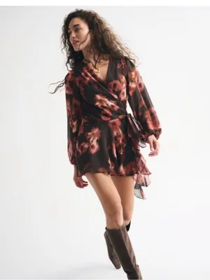 Abercrombie & Fitch Long-Sleeve Plunge Wrap Mini Dress thumbnail 4