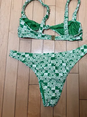 Nasty Gal Green Pop Daisy Floral Print Bikini Size 4 / Small thumbnail 3
