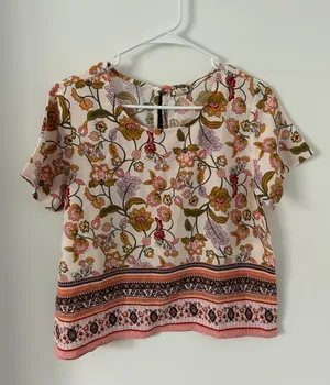 Forever 21 Floral Top thumbnail 1