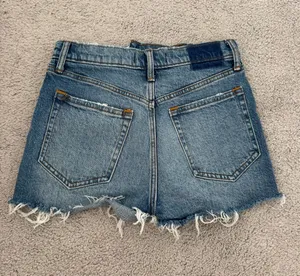 Abercrombie High Rise Mom Short thumbnail 3