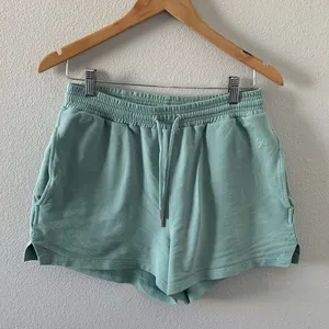 L'Couture Revive Lounge‎ Sweat Shorts Sage Green thumbnail 4