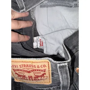 womens levis 501 button fly jeans 26x28 raw‎ hem Washed Black Gray thumbnail 5