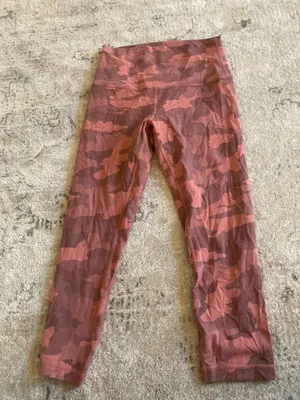 Pink camo Lululemon align leggings  thumbnail 2