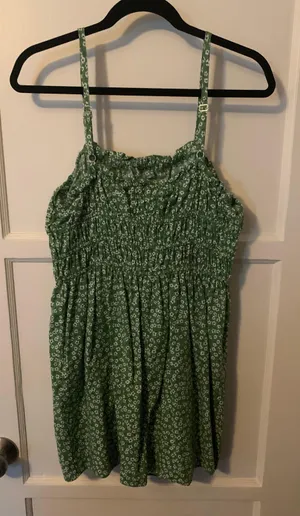Target Green Floral Ruched dress thumbnail 2