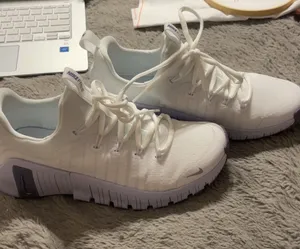 White Nikes thumbnail 1