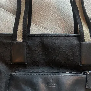 Gucci GG Canvas Shoulder Bag thumbnail 3