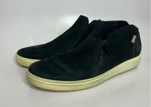 ECCO‎ Soft 7 High Top Sneakers Womens 41 Black Good Suede Side Zip Slip On thumbnail 1