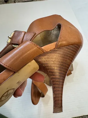 Michael Kors Tan Leather Strappy Buckle Kitten Heels Womens 6.5 Y2K Dressy thumbnail 3
